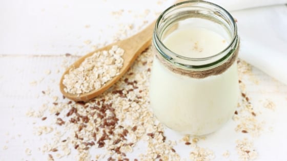 How To Make Oat Milk - Vegan Homemade Alternatives