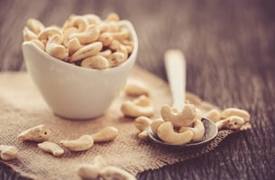 raw-cashews-superfood-health-benefits